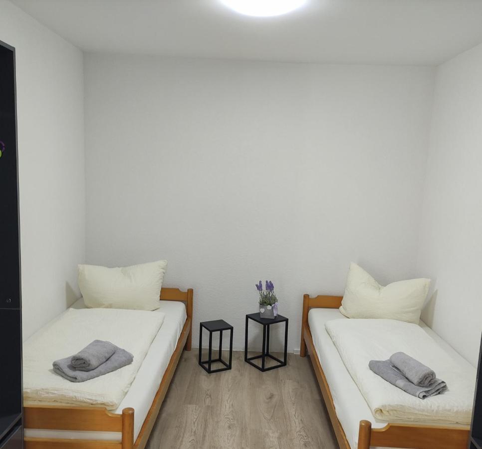 2 Zimmerwohnung In Bietingen กอทท์มาดิงเกน ภายนอก รูปภาพ